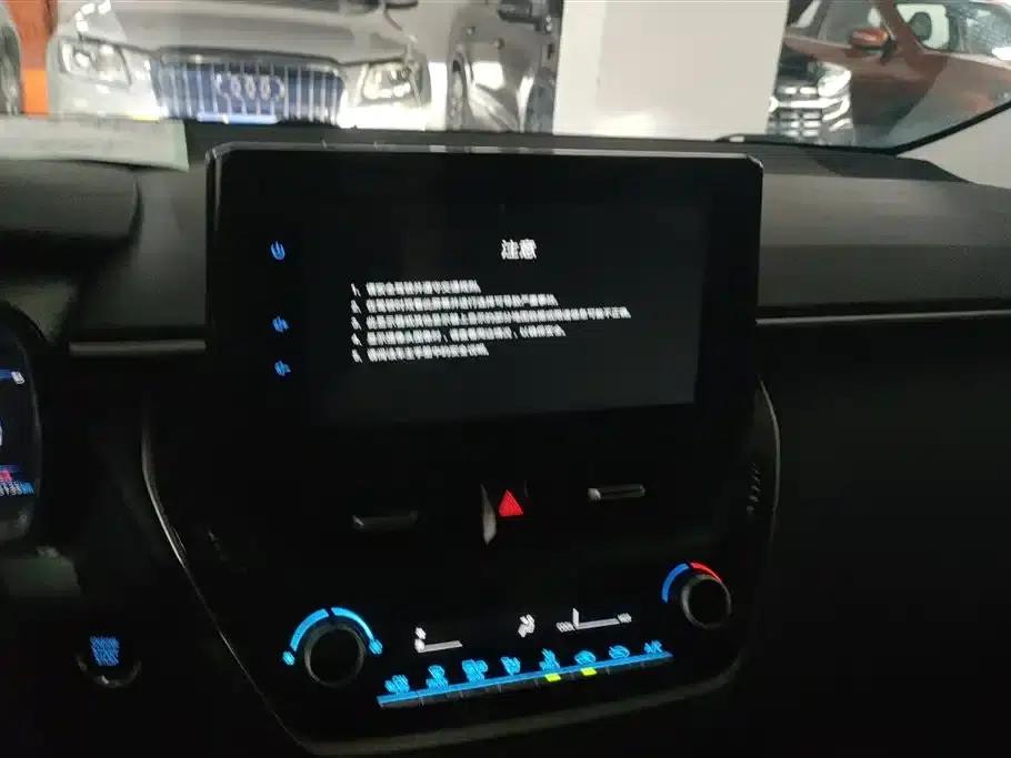 2022 Toyota Avalon 2.0L Elite Edition — миниатюра 13