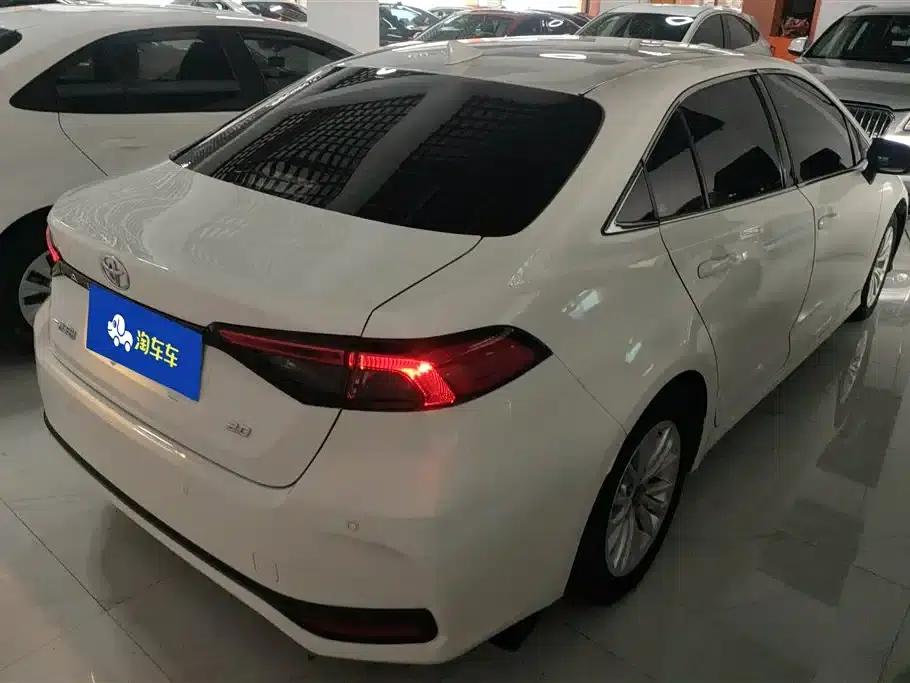 2022 Toyota Avalon 2.0L Elite Edition — миниатюра 3