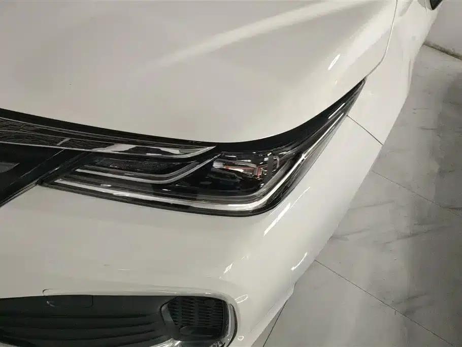 2022 Toyota Avalon 2.0L Elite Edition — миниатюра 5
