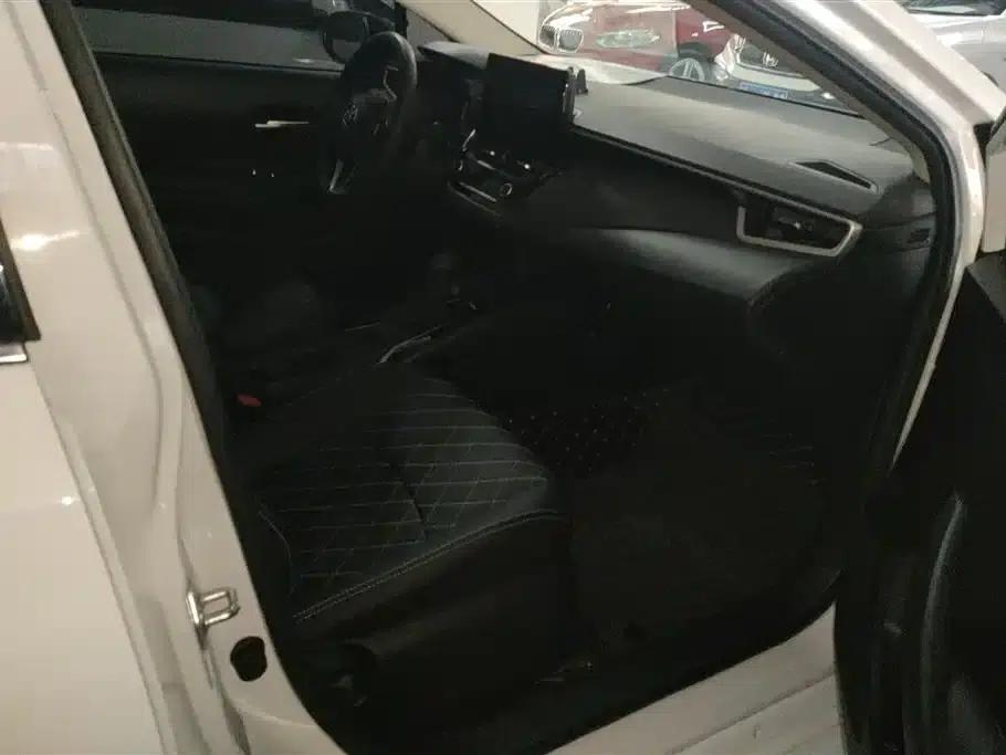 2022 Toyota Avalon 2.0L Elite Edition — миниатюра 8