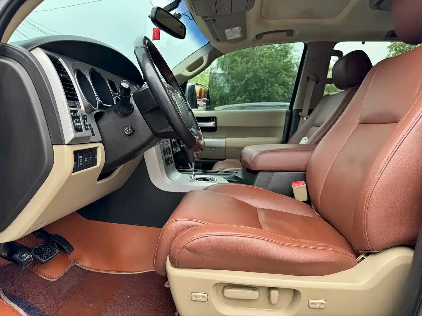 Sequoia 2010 5.7 Platinum Edition — миниатюра 4