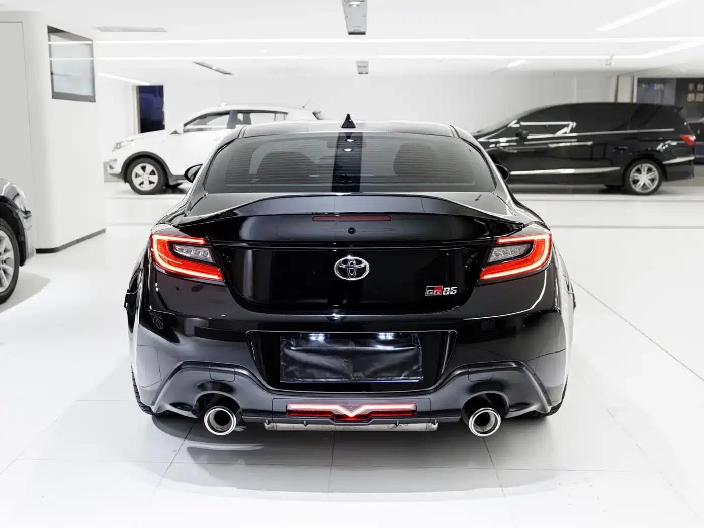 Toyota 86 2022 GR 86 2.4L Manual Version — миниатюра 9