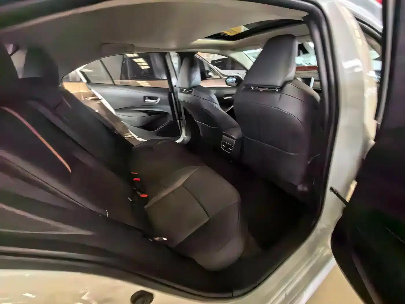 2021 Geely Lingshang 2.0L Luxury Edition — миниатюра 10