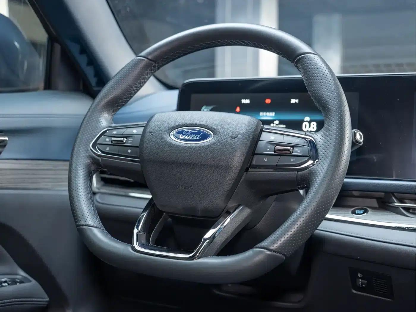 2023 EcoBoost 170 Premium Model — миниатюра 16