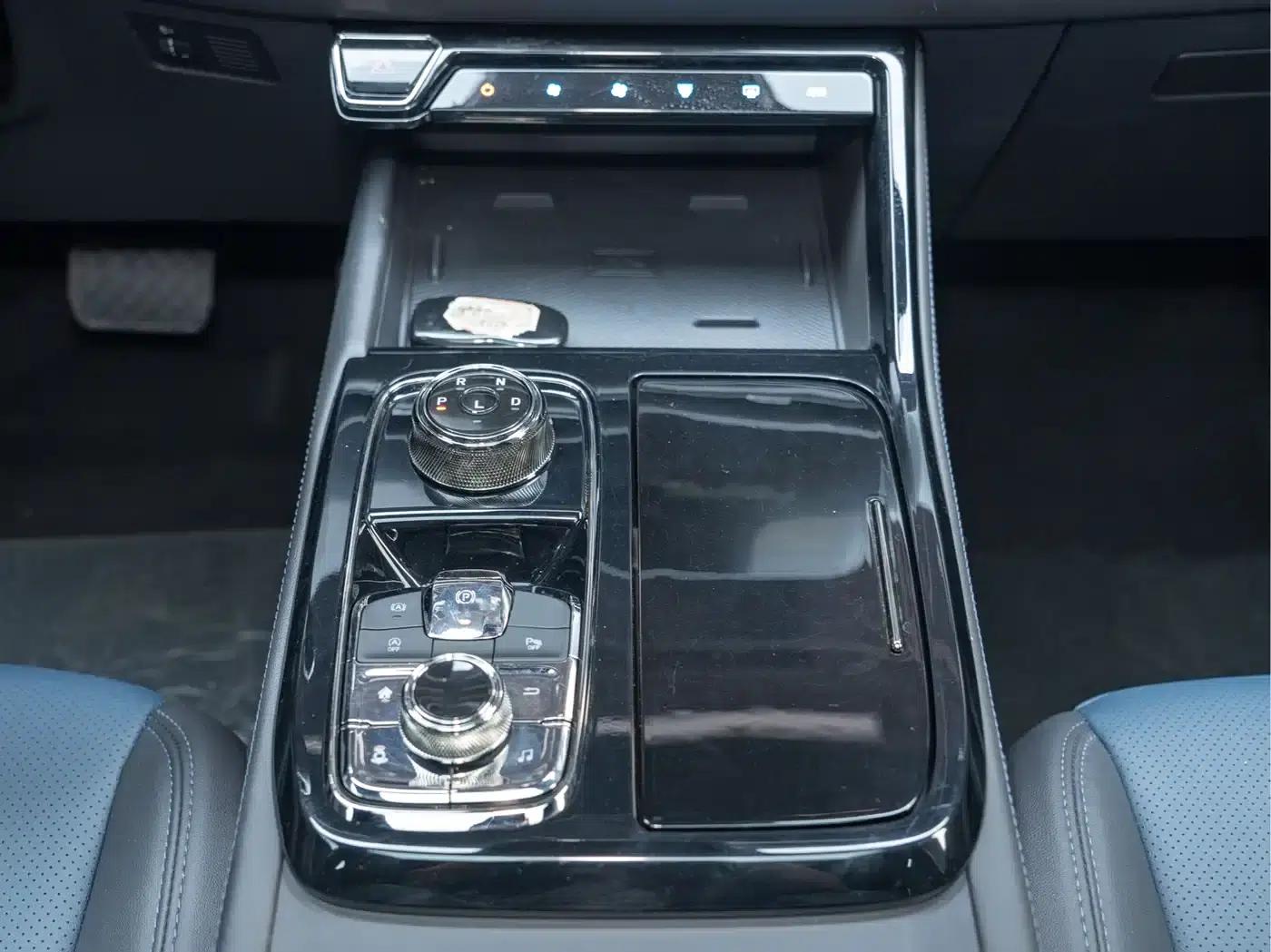 2023 EcoBoost 170 Premium Model — миниатюра 17