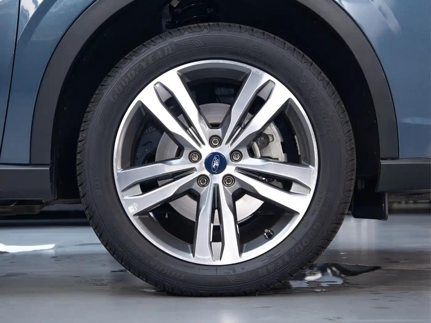 2023 EcoBoost 170 Premium Model — миниатюра 21