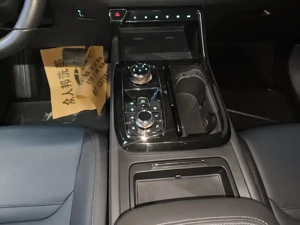 2022 EcoBoost 170 Premium Model (Facelift) — миниатюра 6