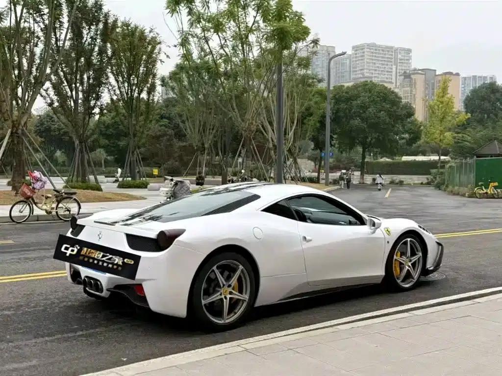 Ferrari 458 2011 4.5L Italia — миниатюра 2