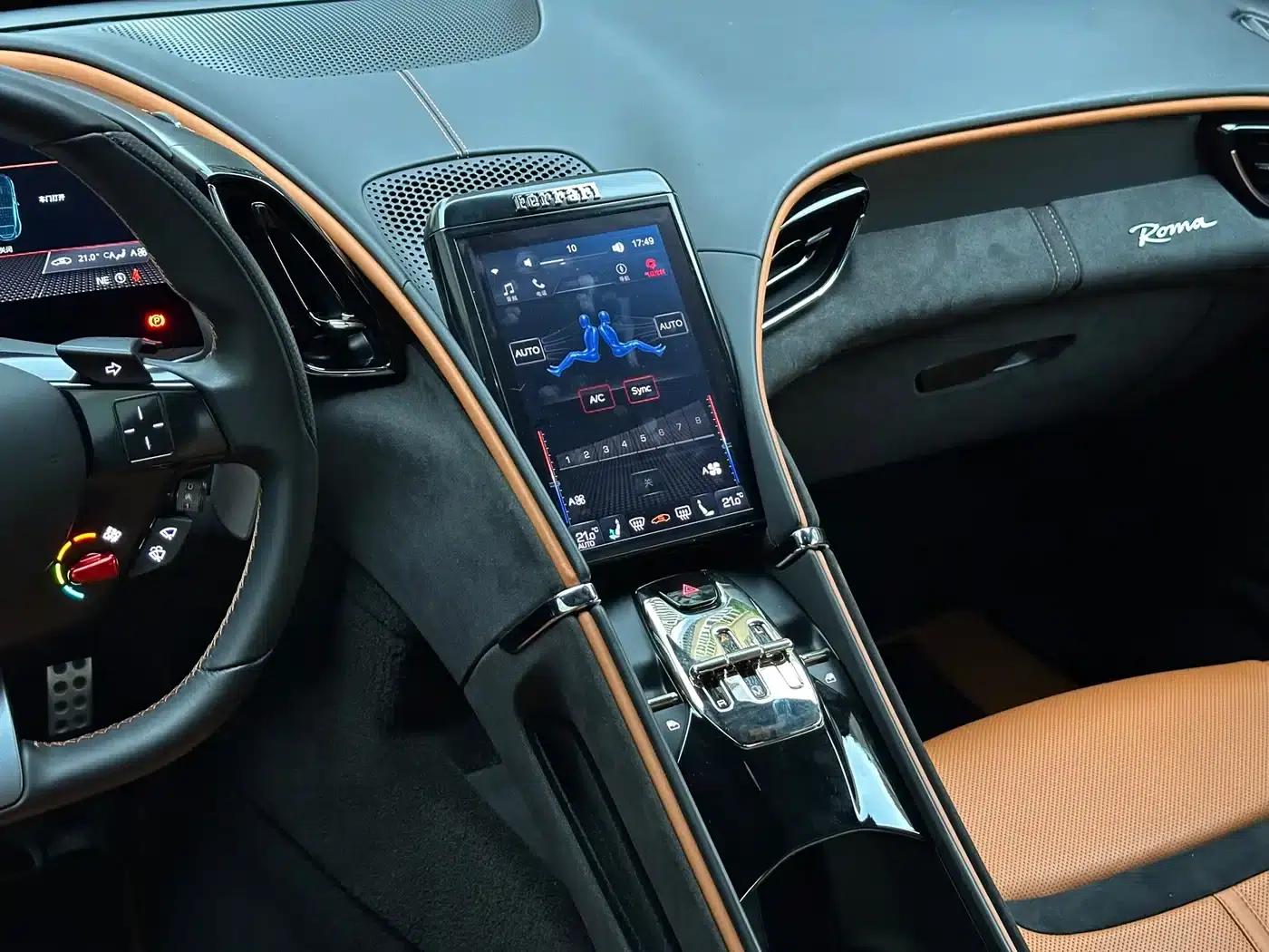 Roma 2020 3.9T V8 — миниатюра 11