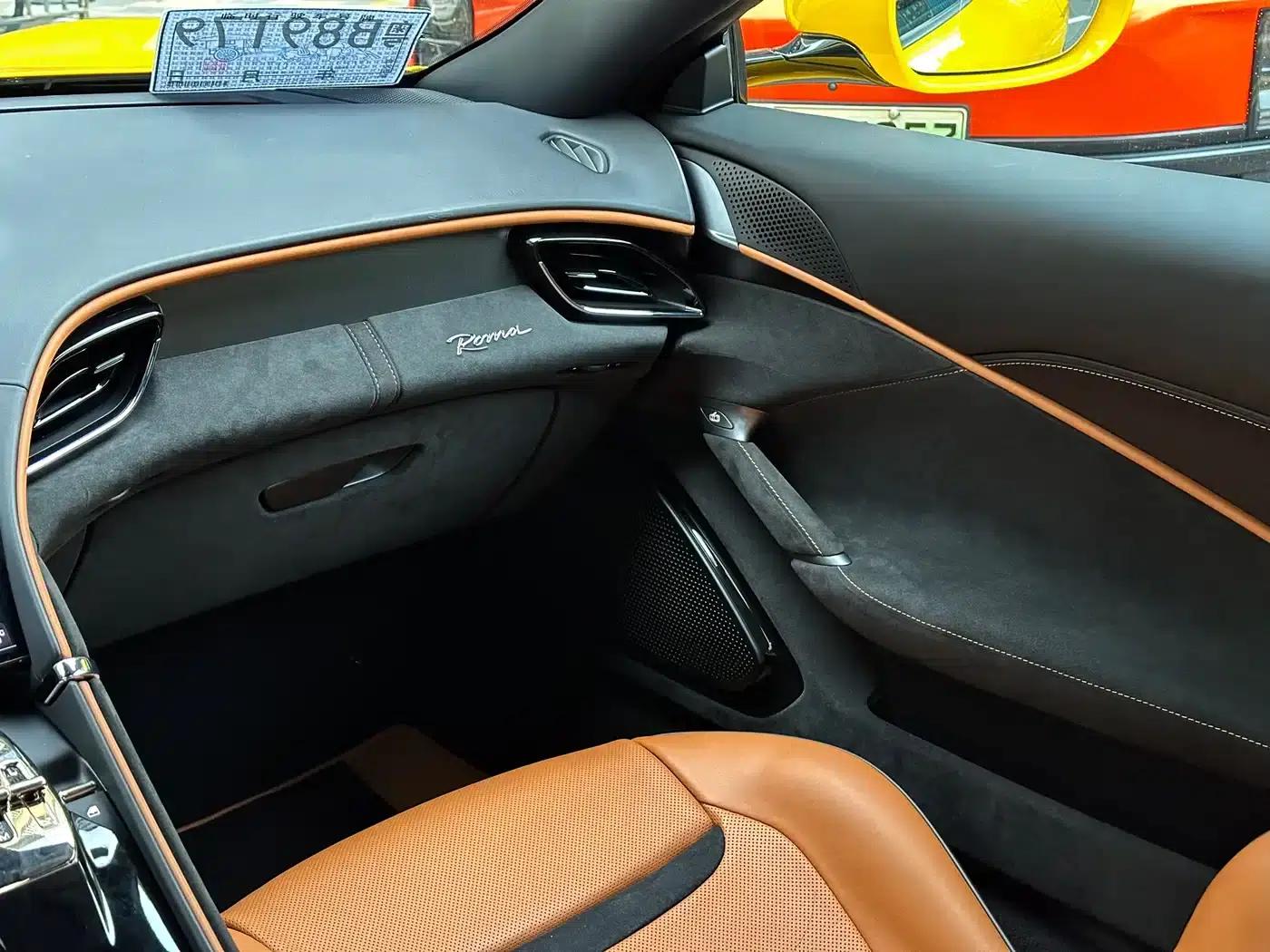 Roma 2020 3.9T V8 — миниатюра 12