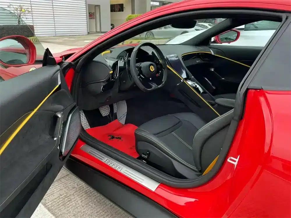 Roma 2020 3.9T V8 — миниатюра 3