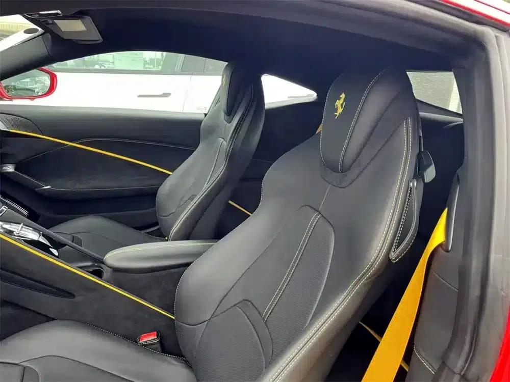 Roma 2020 3.9T V8 — миниатюра 4