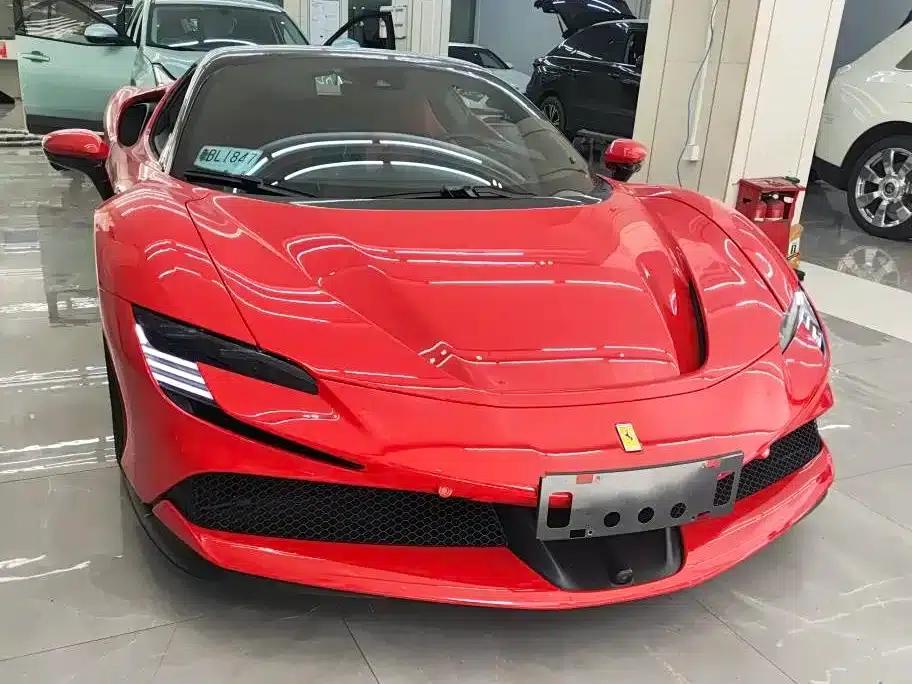 SF90 2021 3.9T V8 Spider — миниатюра 2