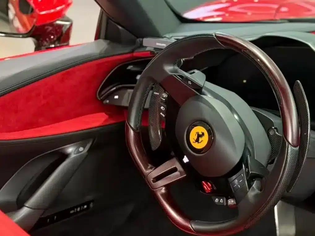 SF90 2021 3.9T V8 Spider — миниатюра 6