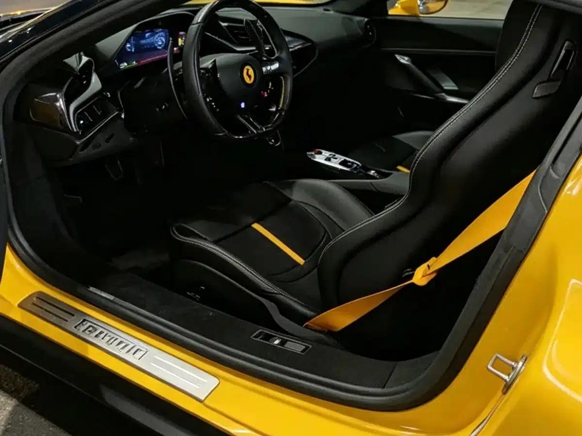 SF90 2020 3.9T V8 Stradale — миниатюра 3