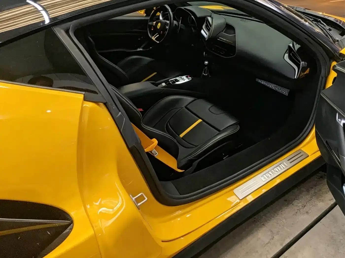 SF90 2020 3.9T V8 Stradale — миниатюра 6