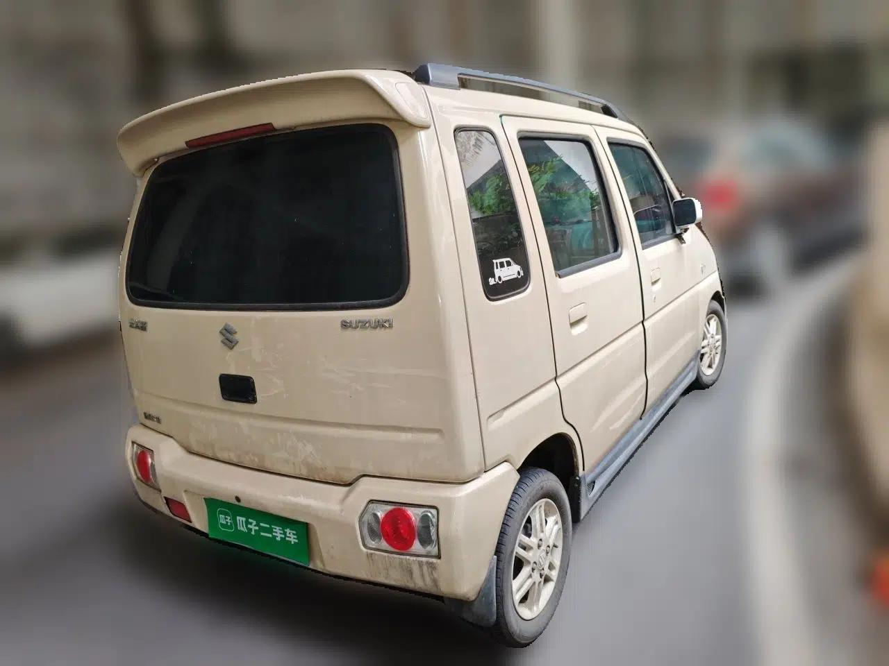 Suzuki Wagon R 2011 1.4L Manual Standard Type 1 — миниатюра 6