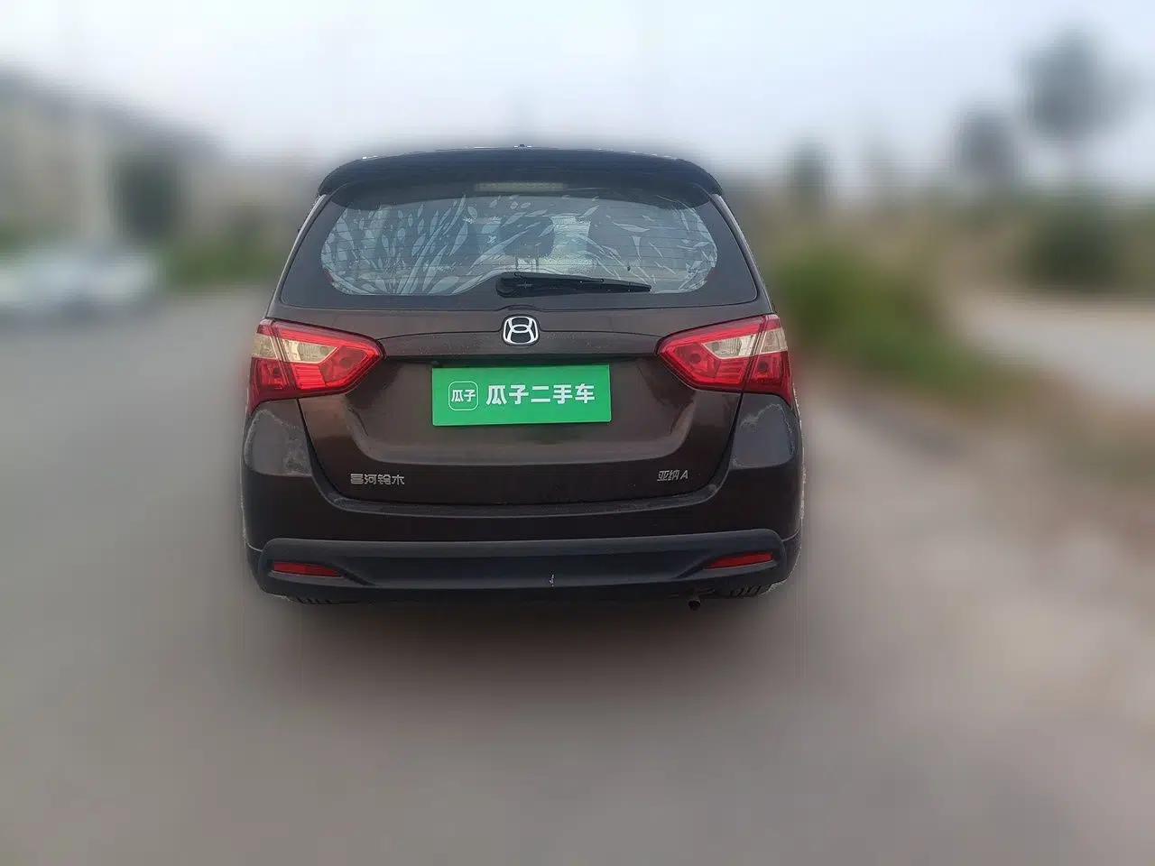 Suzuki Liana A6 2014 Hatchback 1.4L Manual Ideal Model — миниатюра 5