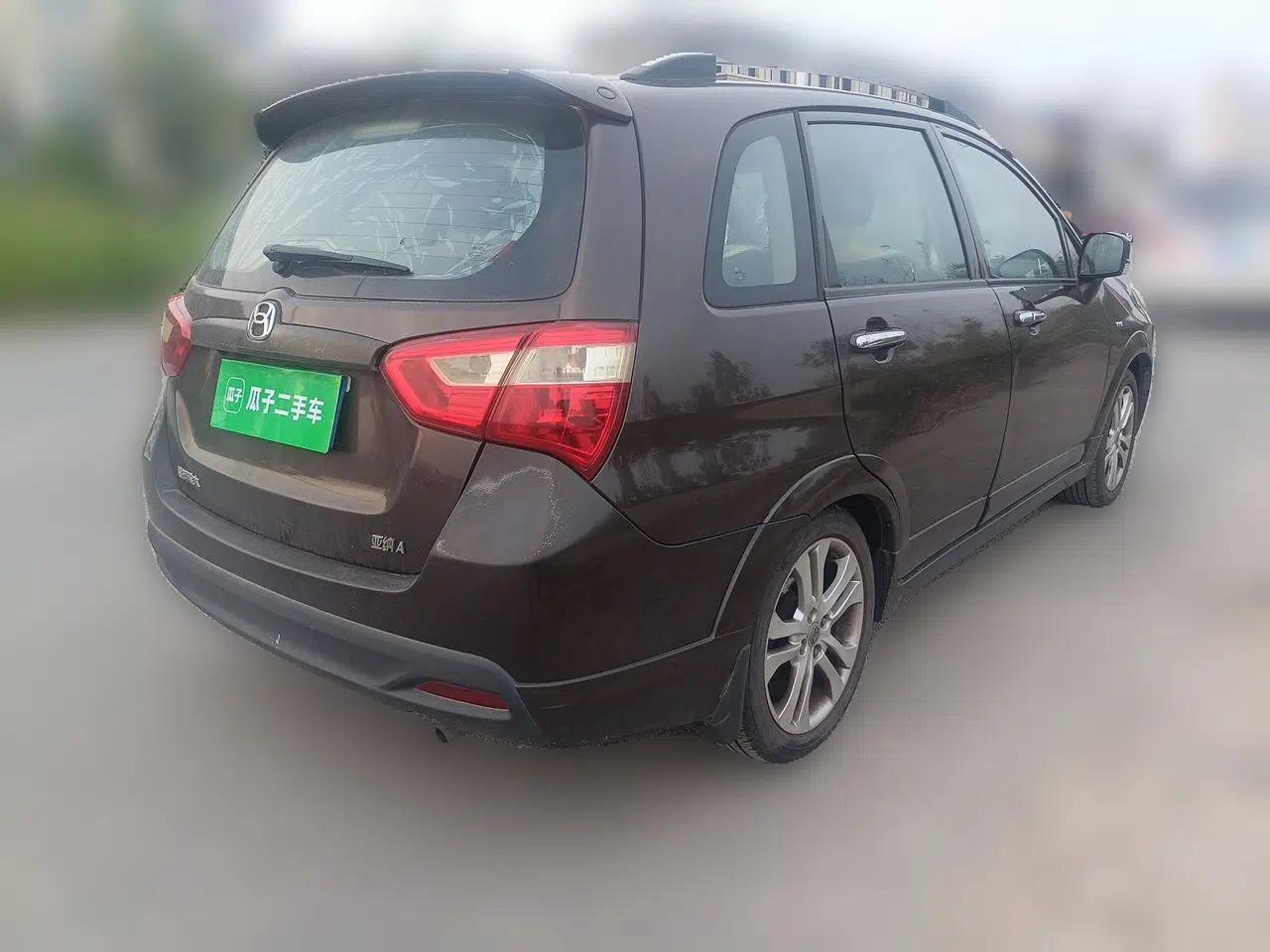 Suzuki Liana A6 2014 Hatchback 1.4L Manual Ideal Model — миниатюра 6
