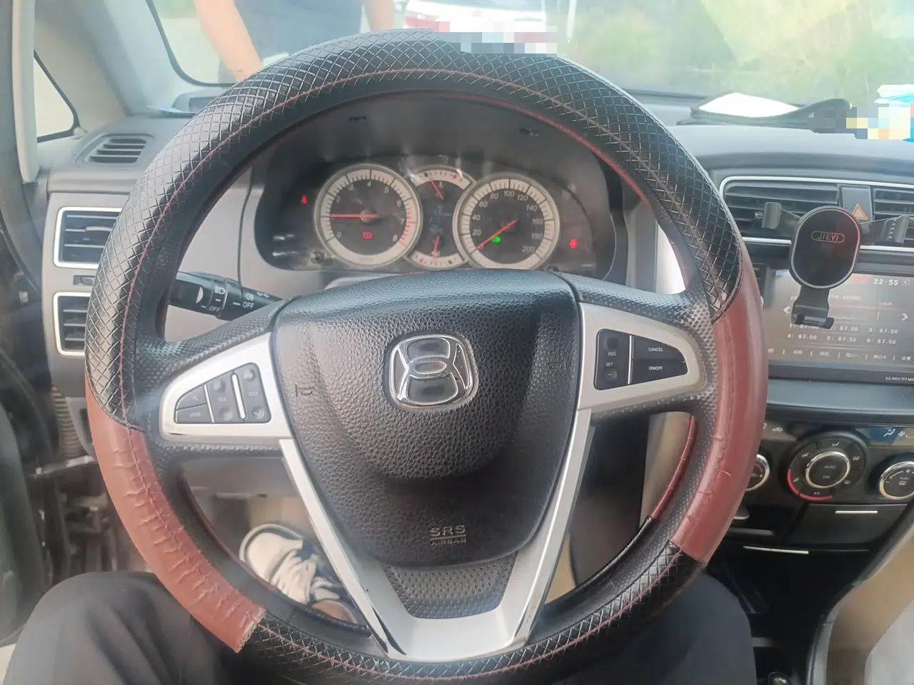 Suzuki Liana A6 2014 Hatchback 1.4L Manual Ideal Model — миниатюра 10