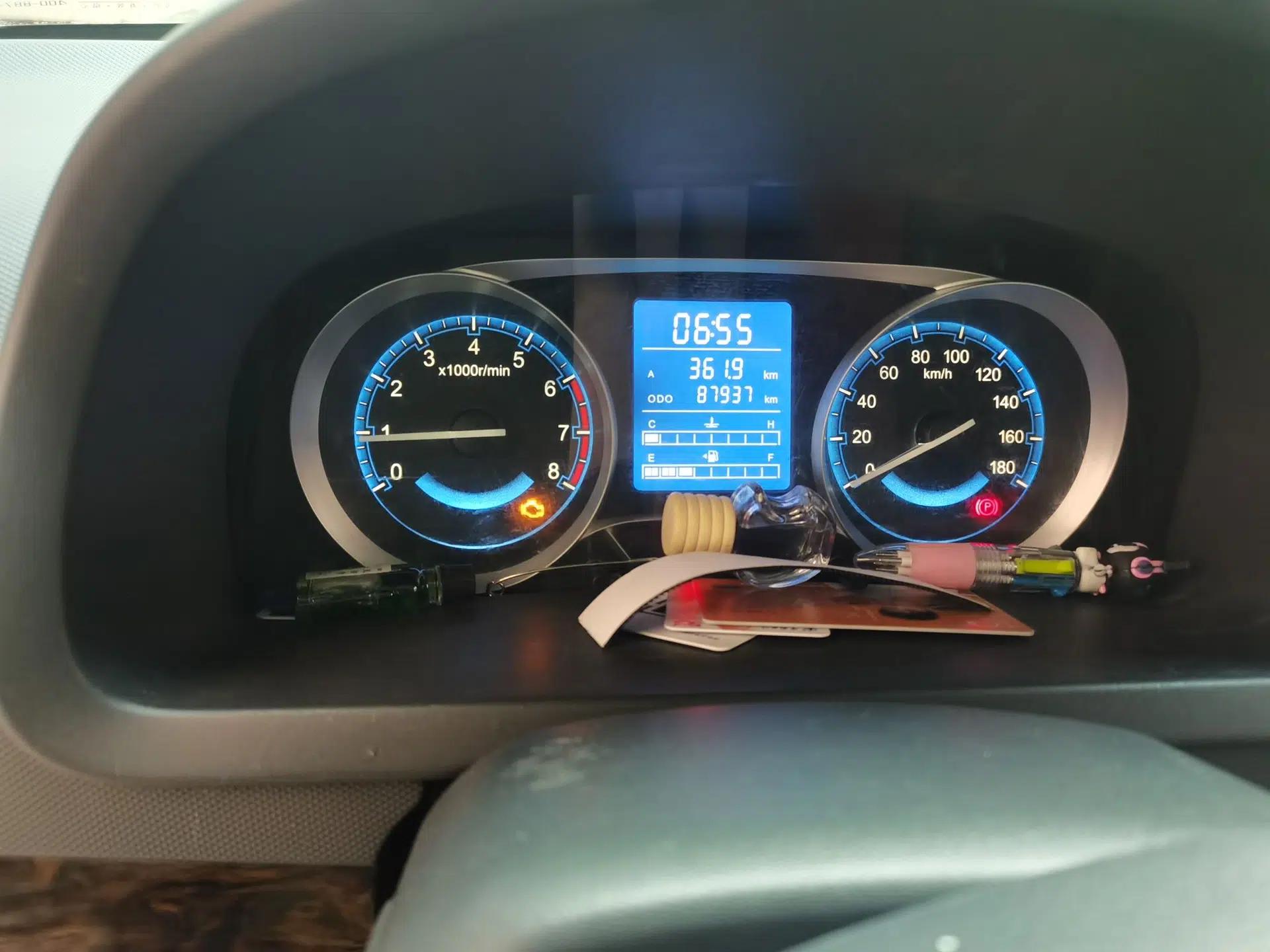 Suzuki Wagon R X5 2016 1.4L Entry Model China V Standard — миниатюра 12