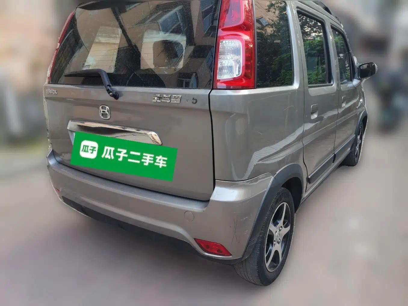 Suzuki Wagon R X5 2016 1.4L Entry Model China V Standard — миниатюра 6