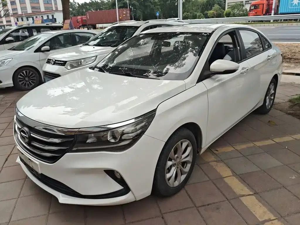 Trumpchi GA4 2018 200T Automatic Luxury Edition — миниатюра 1
