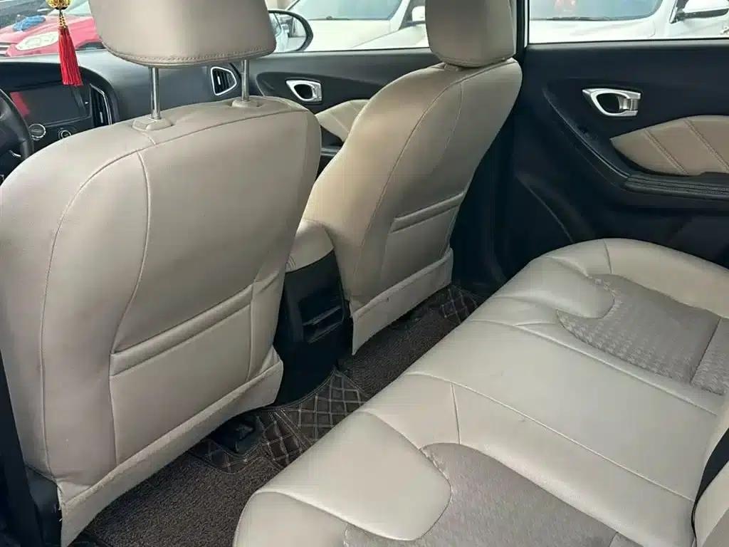 Trumpchi GA3S Vision 2014 1.6L Automatic Elite ESP Edition — миниатюра 9