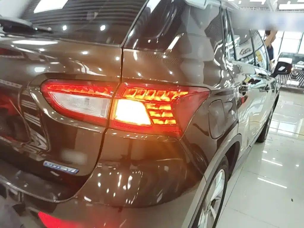 Trumpchi GS4 New Energy 2017 1.5L PHEV Smart Edition — миниатюра 8