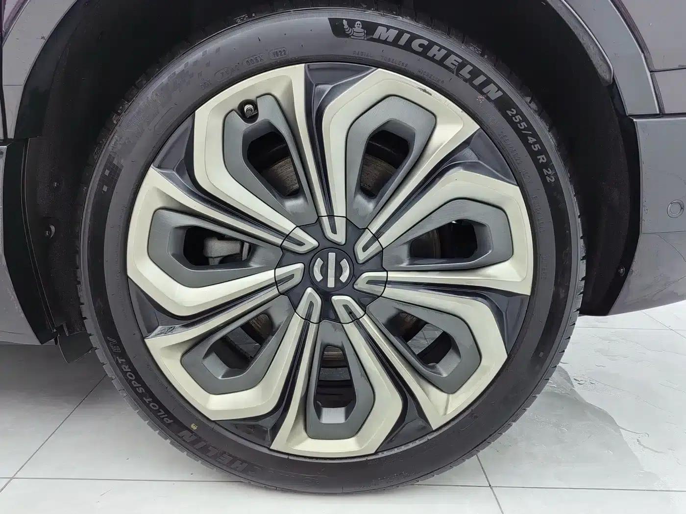 HiPhi X 2021 Flagship Edition 6-seater — миниатюра 8