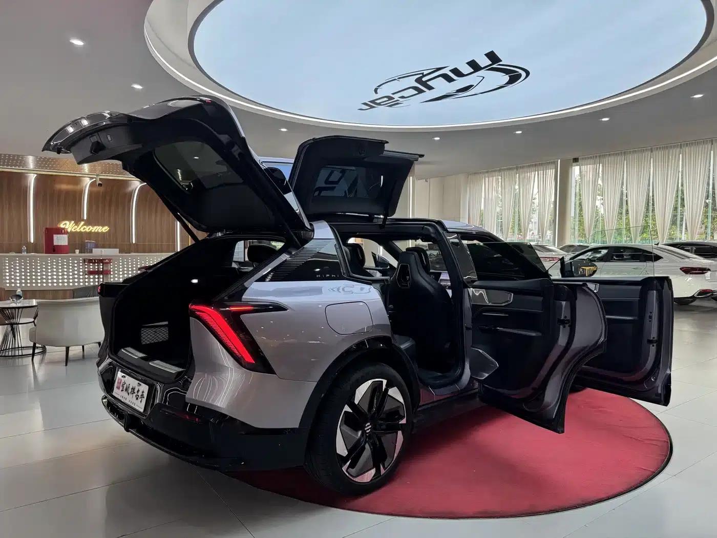HiPhi Y 2023 560km Pioneer Edition — миниатюра 11
