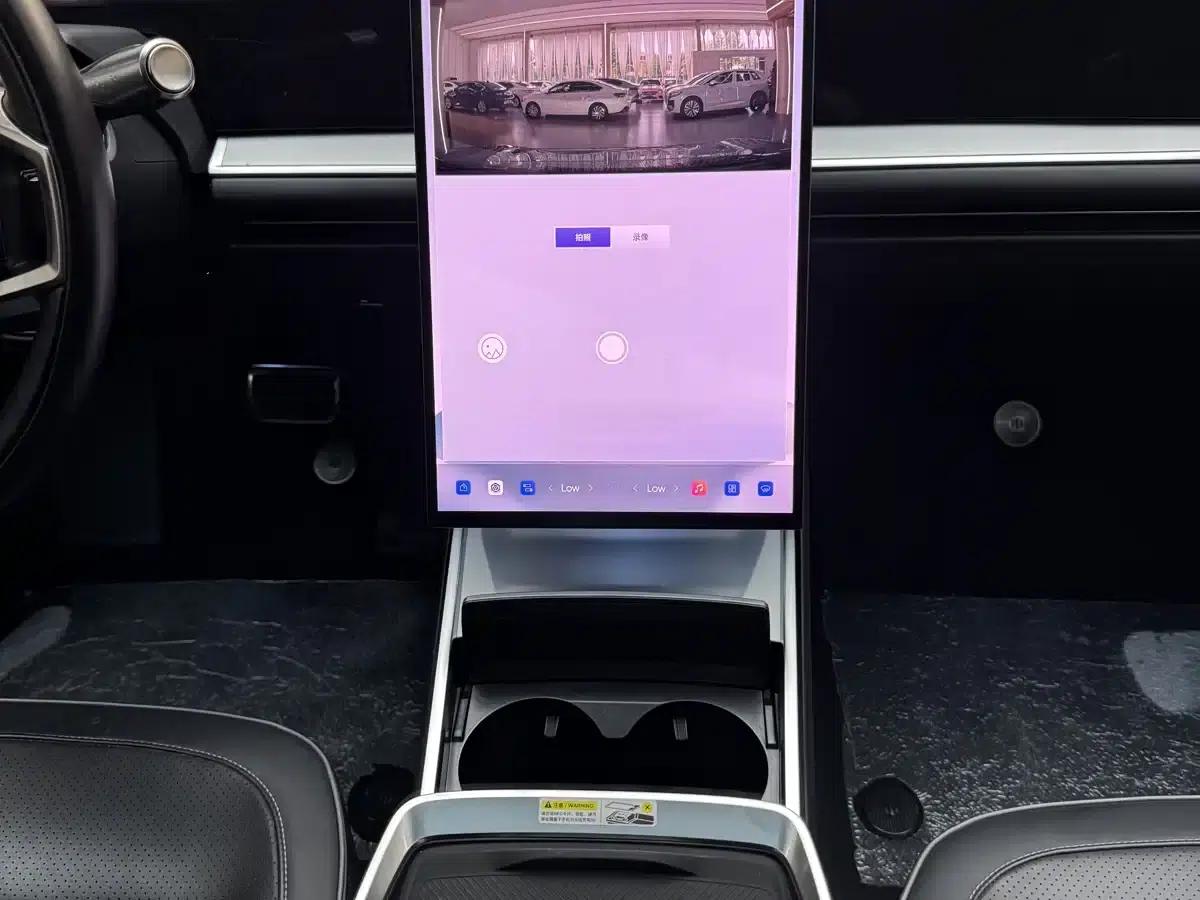 HiPhi Y 2023 560km Pioneer Edition — миниатюра 19