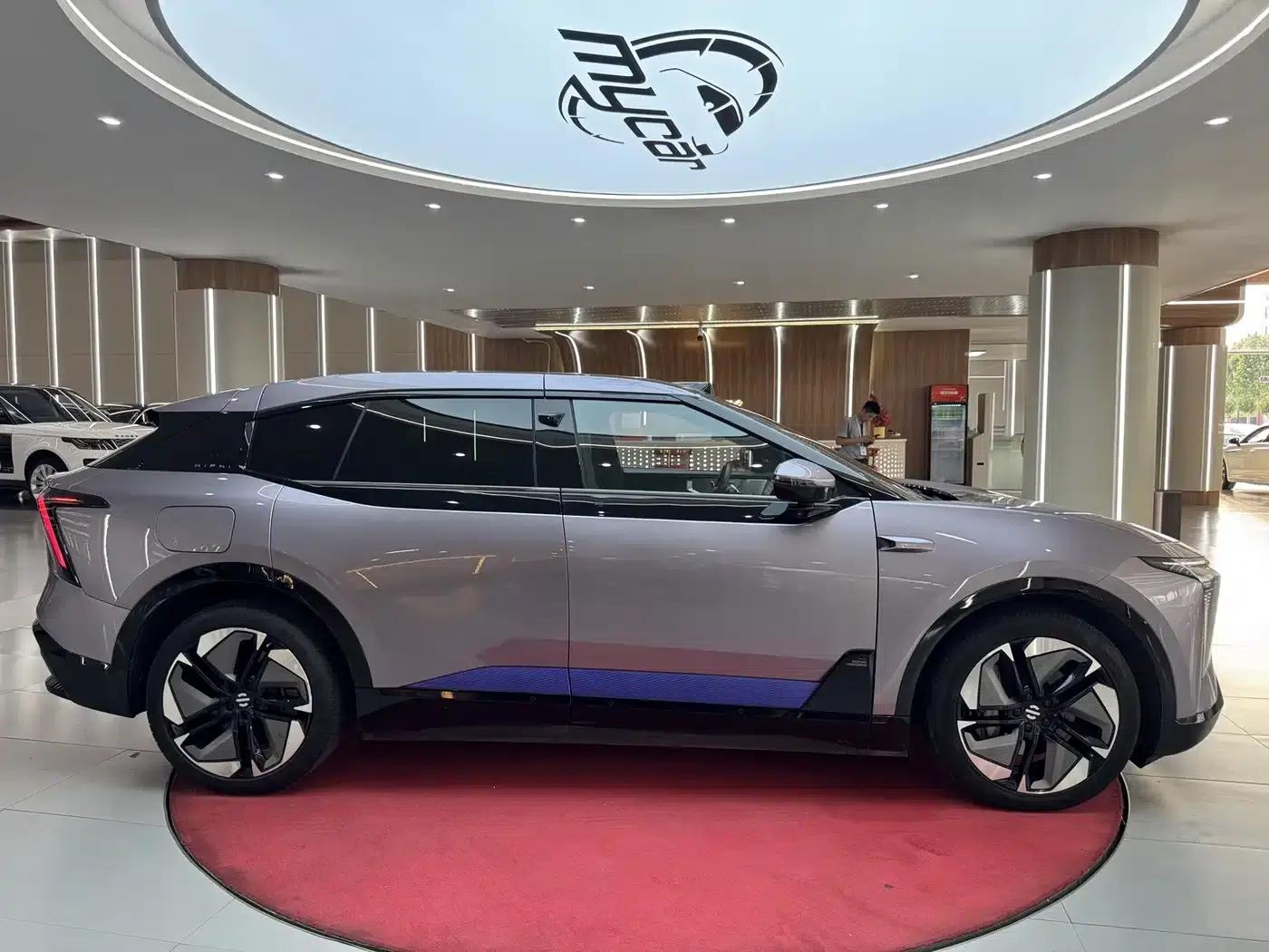 HiPhi Y 2023 560km Pioneer Edition — миниатюра 4
