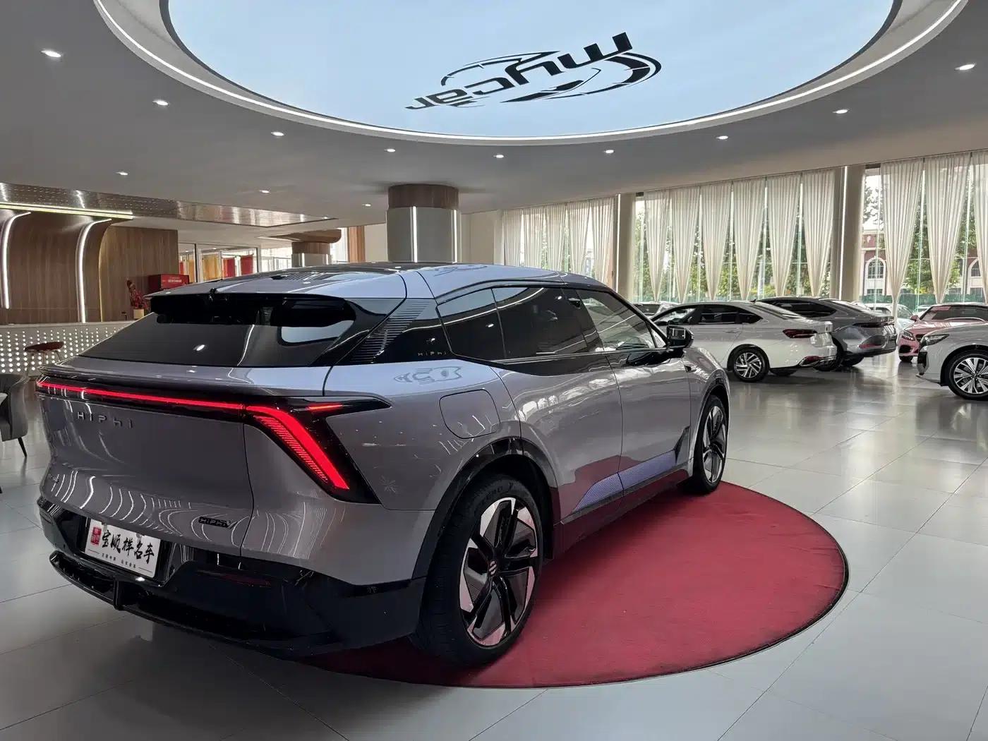 HiPhi Y 2023 560km Pioneer Edition — миниатюра 5