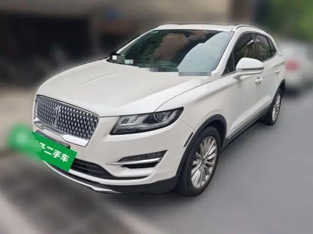 Lincoln MKC 2018 2.0T Two-Wheel Drive Deluxe Edition
