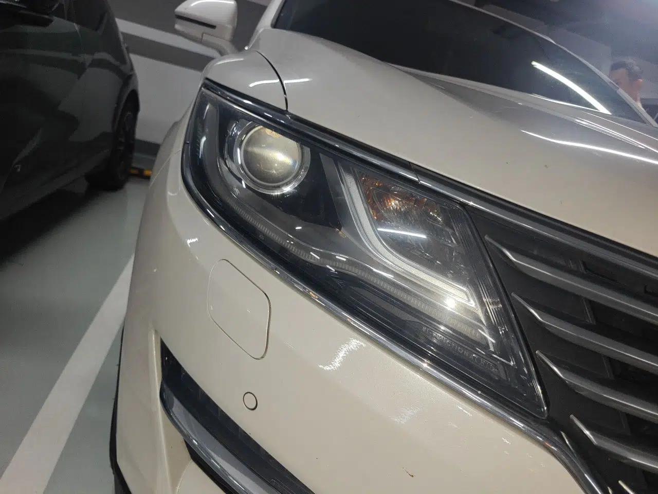 Lincoln MKC 2014 2.0T Four-Wheel Drive Luxury Edition — миниатюра 7