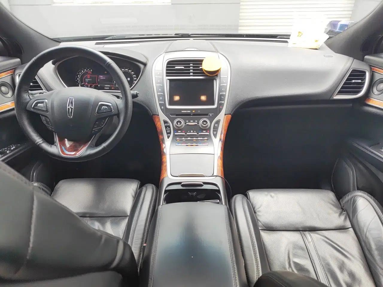 Lincoln MKX 2015 2.7T Four-Wheel Drive Prestige Edition — миниатюра 9