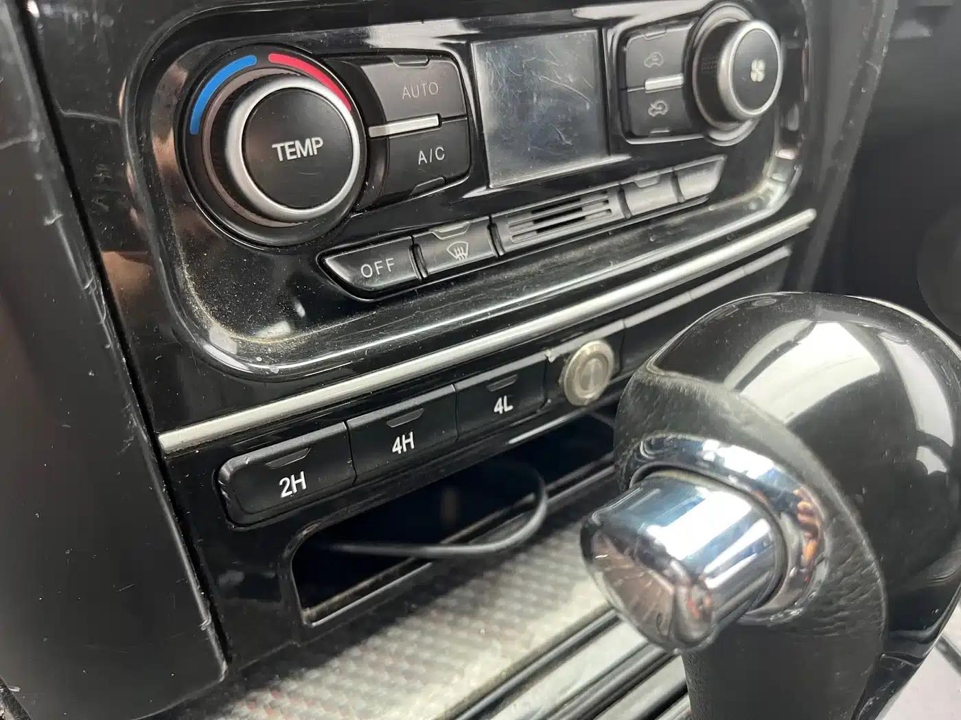 Haval H5 Classic 2015 2.0T Diesel Automatic 4WD Premium Edition — миниатюра 14