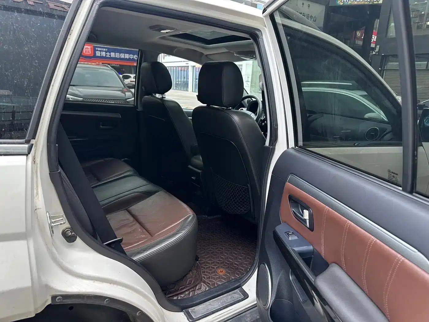 Haval H5 Classic 2016 Classic Edition 2.0T Manual 4WD Premium — миниатюра 26