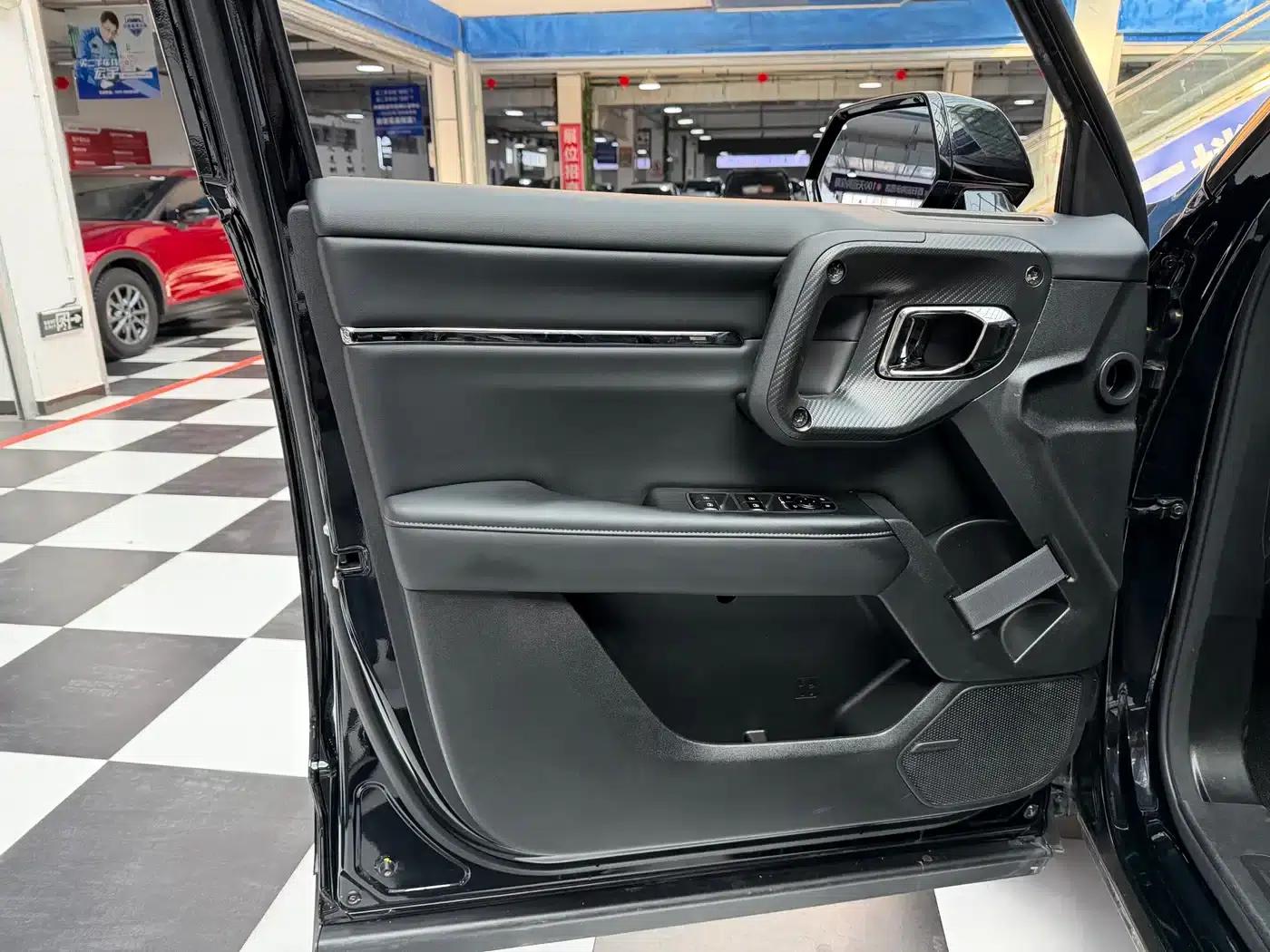 Haval Big Dog PLUS New Energy 2024 Hi4 102km Trendy Electric Edition Plus — миниатюра 5