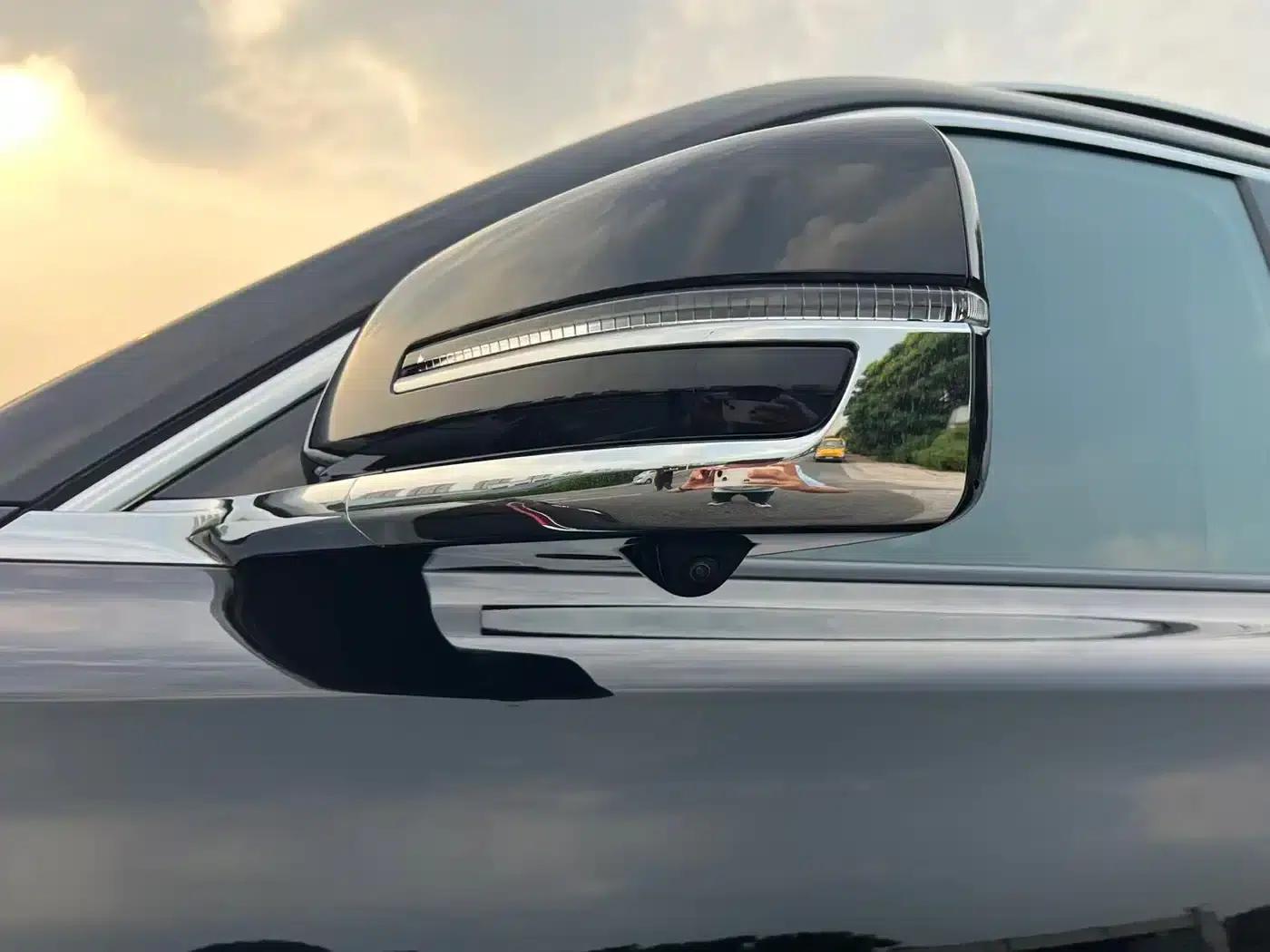 Hongqi Golden Sunflower National Glory 2022 4.0T Premium Flagship Edition 4-seater — миниатюра 12