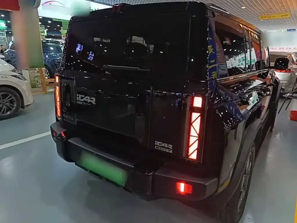iCAR 03T 2024 Model 520km Two-Wheel Drive Long Range Version — миниатюра 7