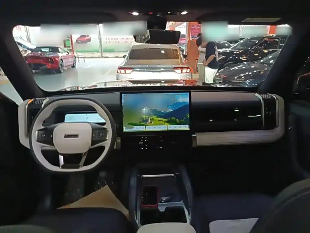 iCAR 03T 2024 Model 520km Two-Wheel Drive Long Range Version — миниатюра 10