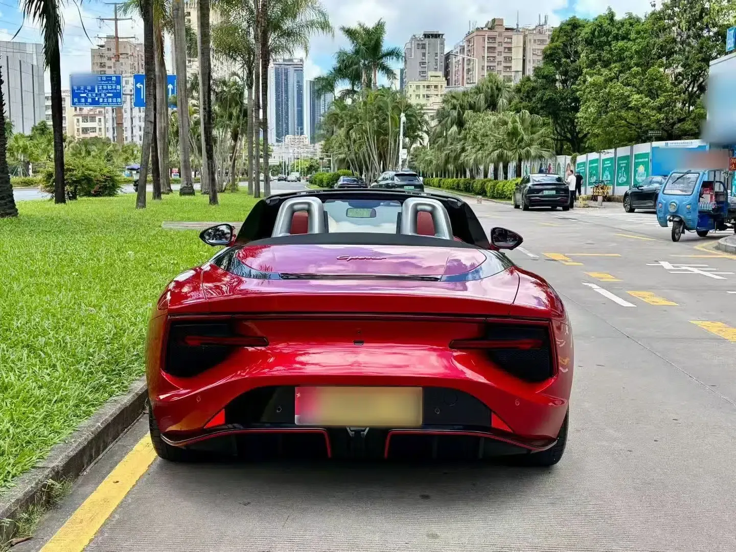 MG Cyberster 2024 580 km Ultra-Long Range Version — миниатюра 5