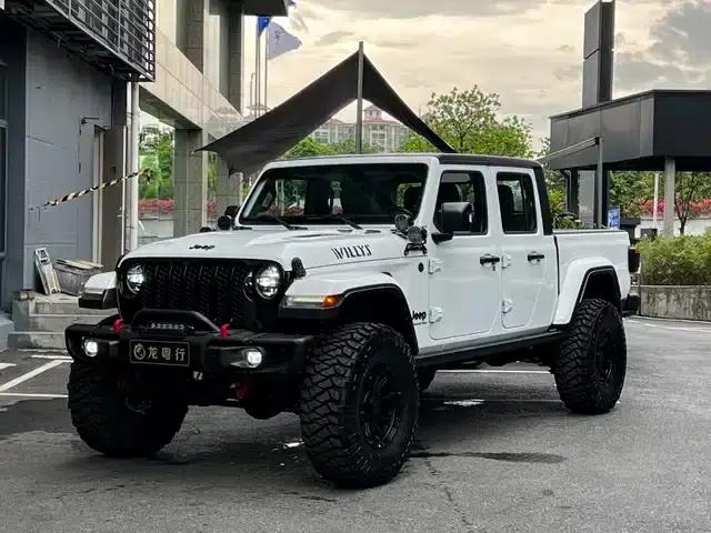 Gladiator 2023 3.6L Overland