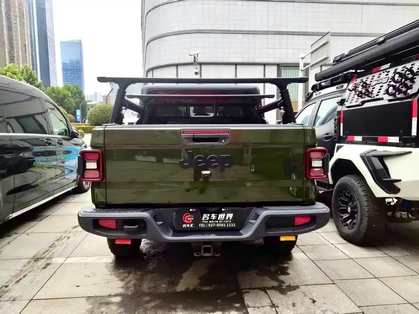 Gladiator 2021 3.6L Canadian Spec — миниатюра 9