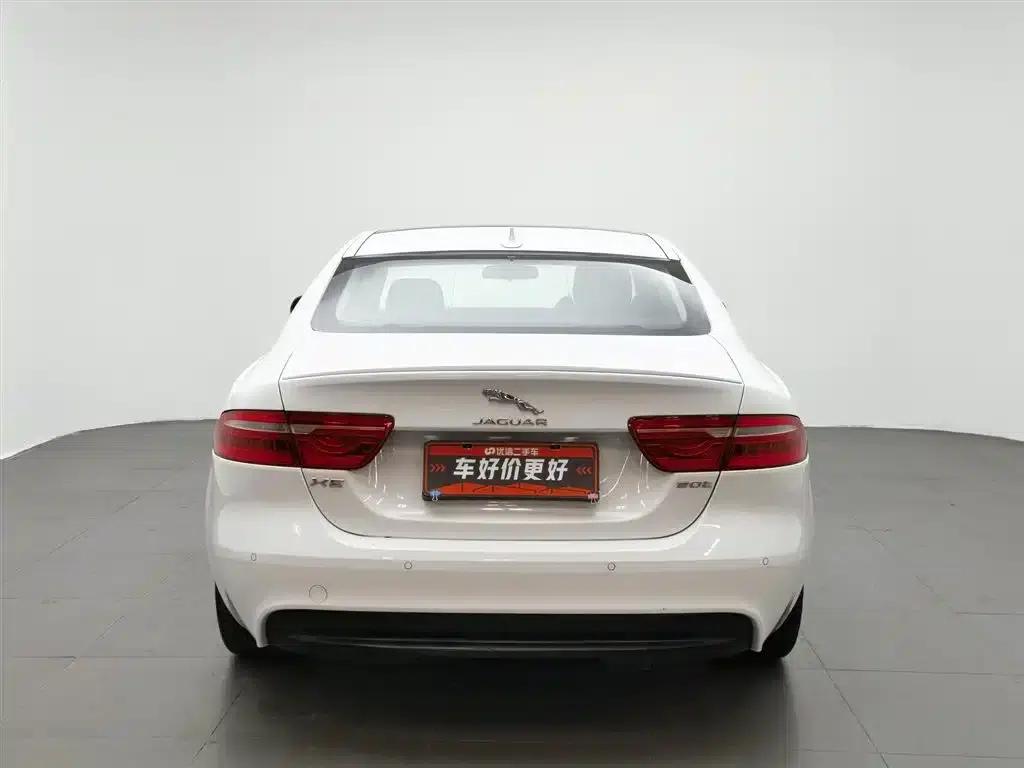 Jaguar XE 2015 2.0T 200PS R-Sport — миниатюра 4