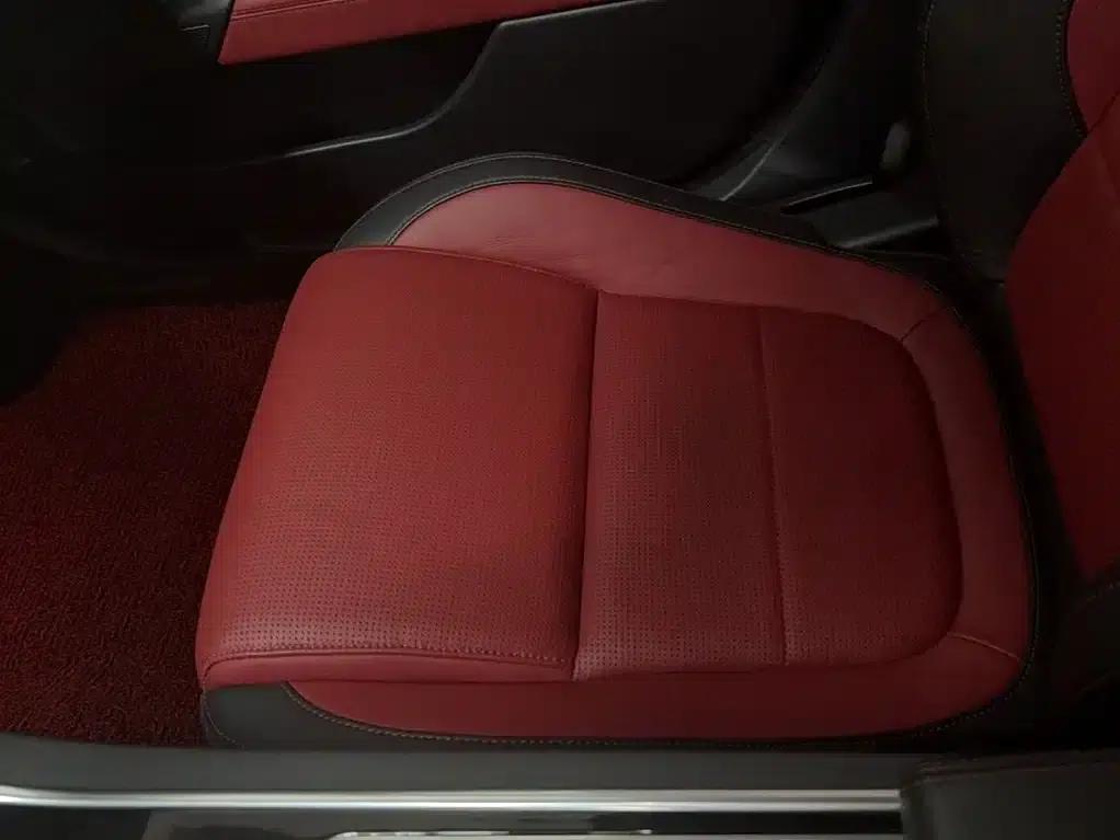 Jaguar XE 2017 2.0T 200PS R-Sport — миниатюра 22