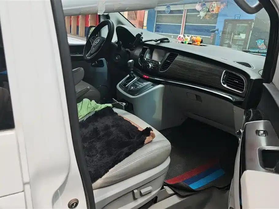 Refine M5 2013 2.0T Gasoline Automatic Business Edition — миниатюра 7