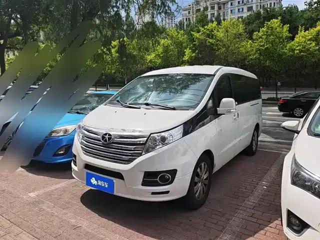 Refine M5 2013 2.0T Gasoline Automatic Business Edition